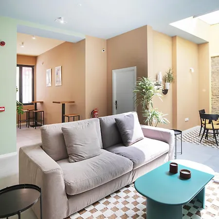 En Playa Malvarrosa Con Bano Privado -no Ac- 3* Valencia